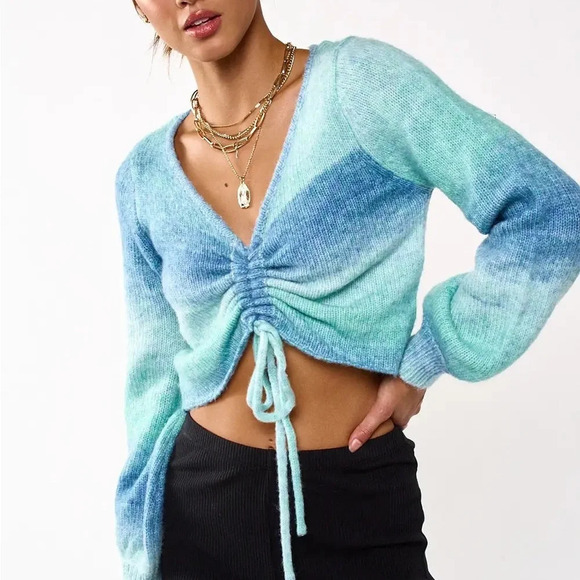 Blue Blush Women’s Small Ombre Mermaid Y2K Cropped Knit Sweater Balloon Sleeve - Picture 1 of 8